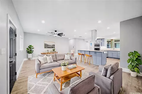 84-674 Farrington Hwy #4, Waianae, HI 96792
