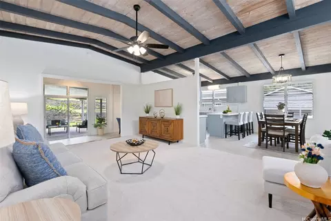 1605 Ala Aoloa Loop, Honolulu, HI 96819