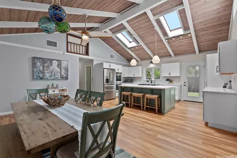 1287 Ulupalakua St, Kailua, HI 96734