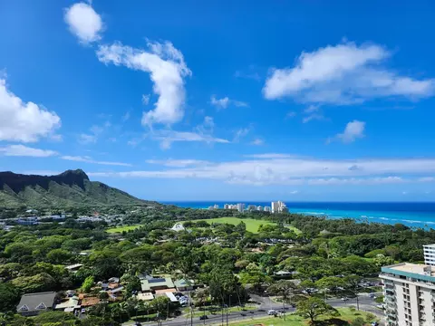 2600 Pualani Way #2701, Honolulu, HI 96815