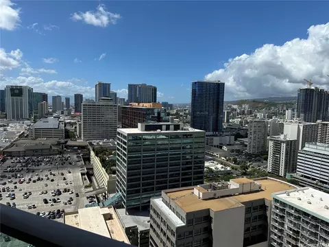 410 Atkinson Dr #2829, Honolulu, HI 96814