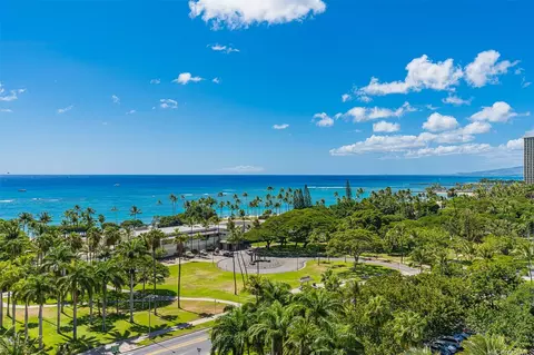 223 Saratoga Rd #1209, Honolulu, HI 96815