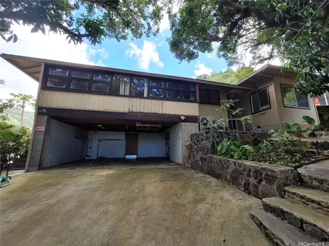 1845 10th Ave #A, Honolulu, HI 96816