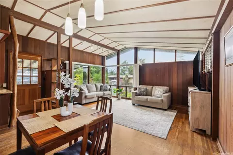 18 Dole Rd, Wahiawa, HI 96786
