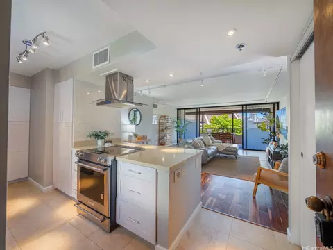 583 Kamoku St #501, Honolulu, HI 96826