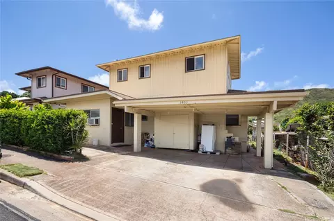 3453 Edna St, Honolulu, HI 96815
