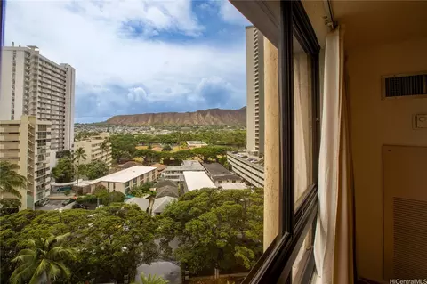 300 Wai Nani Way #1101, Honolulu, HI 96815