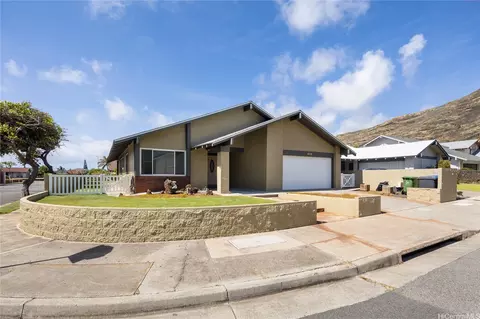 7549 Puumahoe Pl, Honolulu, HI 96825
