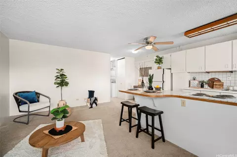 1670 Kalakaua Ave #803, Honolulu, HI 96826