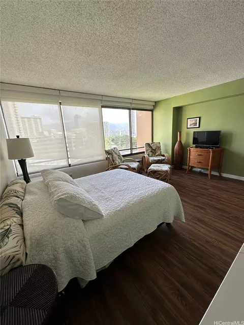 1778 Ala Moana Blvd #905, Honolulu, HI 96815
