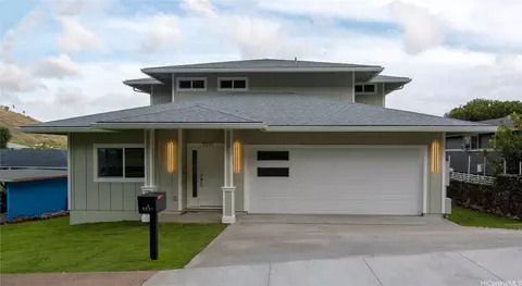 5221 Pilikai St, Honolulu, HI 96821