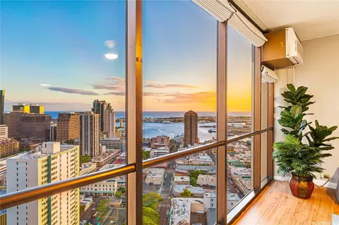 60 N Beretania St #3308, Honolulu, HI 96817