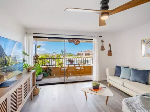 68-024 Apuhihi St #W511, Waialua, HI 96791