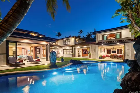 4462 Kahala Ave, Honolulu, HI 96816