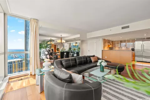 1177 Queen St #4509, Honolulu, HI 96814