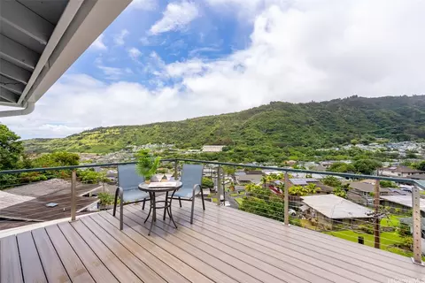 1681 Mahani Loop, Honolulu, HI 96819