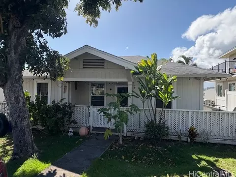 1704 Kamamalu Ave, Honolulu, HI 96813