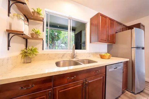 92-1210 Makakilo Dr #5, Kapolei, HI 96707