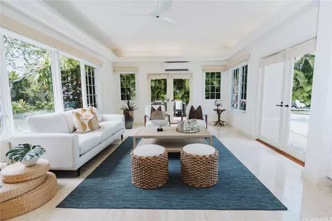 769 Elepaio St, Honolulu, HI 96816