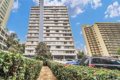 435 Seaside Ave #1102, Honolulu, HI 96815