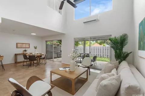 549 Keolu Dr #C, Kailua, HI 96734