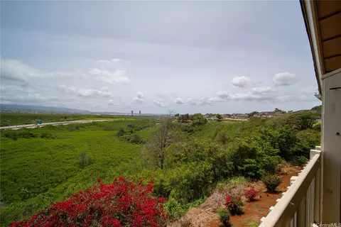 94-098 Manawa Pl #O204, Waipahu, HI 96797
