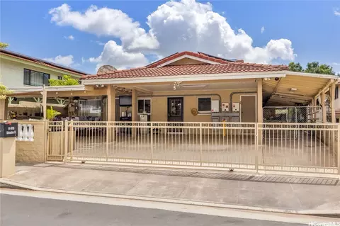 94-1090 Kuhaulua St, Waipahu, HI 96797