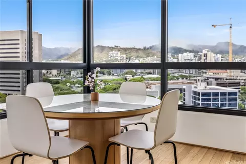 876 Curtis St #1605, Honolulu, HI 96813