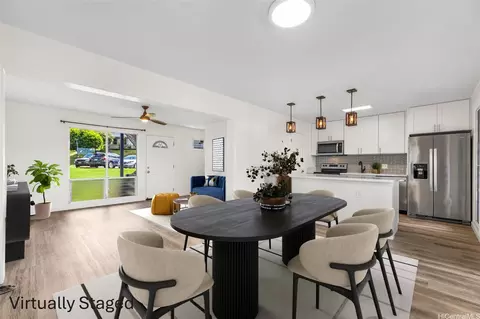 98-809 Noelani St #B, Pearl City, HI 96782
