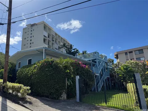 1617 Miller St #3, Honolulu, HI 96813