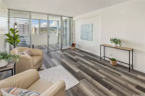 1031 Ala Napunani St #1002, Honolulu, HI 96818