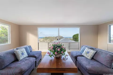 3726 Manini Way, Honolulu, HI 96816