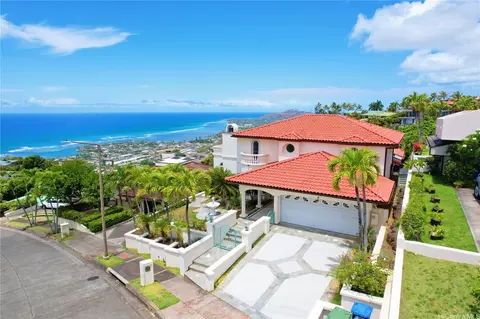 671 Kahiau Loop, Honolulu, HI 96821 photo 1