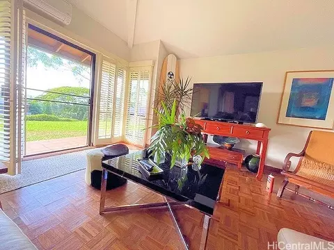 389 Kaelepulu Dr #1501, Kailua, HI 96734