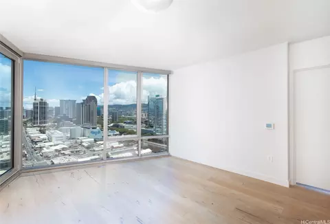 1001 Queen St #2415, Honolulu, HI 96814