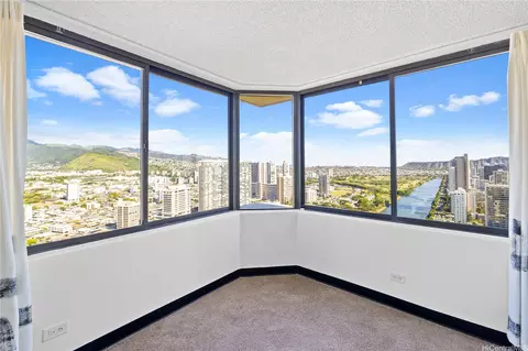 444 Niu St #3806, Honolulu, HI 96815