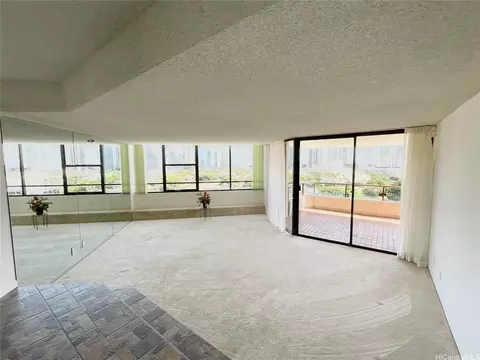 1221 Victoria St #1205, Honolulu, HI 96814