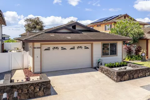 94-1444 Okupu St, Waipahu, HI 96797