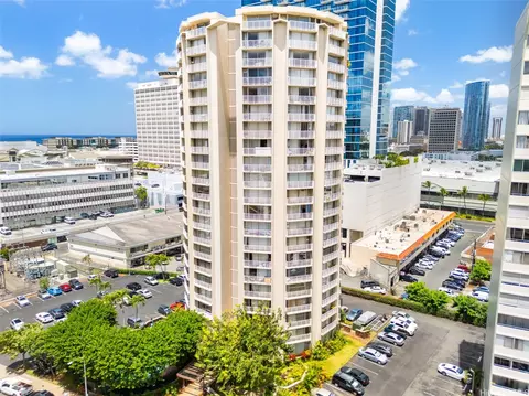 750 Amana St #1203, Honolulu, HI 96814