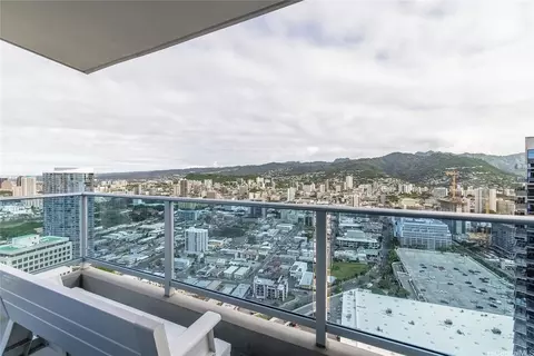 1391 Kapiolani Blvd #4201, Honolulu, HI 96814