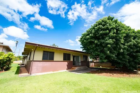 825 Neal Ave, Wahiawa, HI 96786