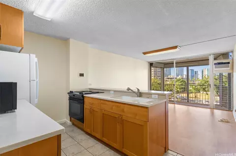 1050 Kinau St #301, Honolulu, HI 96814