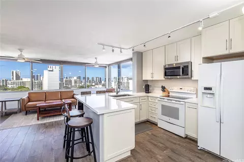 1545 Nehoa St #802, Honolulu, HI 96822