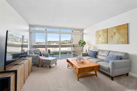 500 University Ave #532, Honolulu, HI 96826