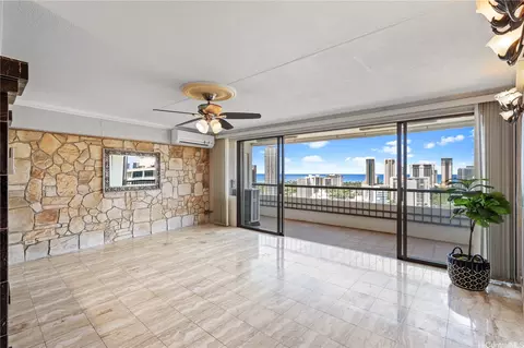 2333 Kapiolani Blvd #2211, Honolulu, HI 96826