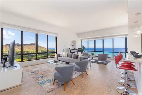 229 Paoakalani Ave #PH-3807, Honolulu, HI 96815