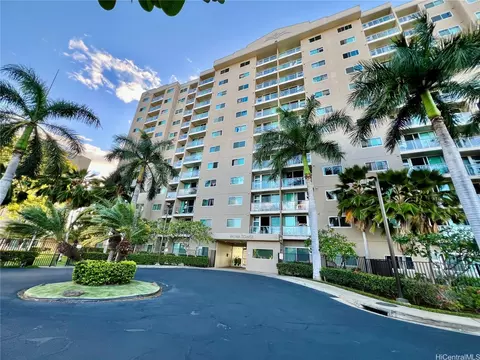 94-302 Paiwa St #201, Waipahu, HI 96797