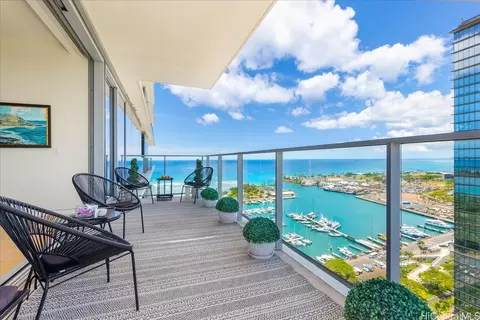 1118 Ala Moana Blvd #2505, Honolulu, HI 96814