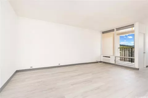 747 Amana St #1607, Honolulu, HI 96814
