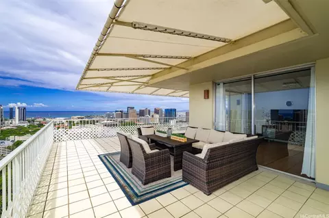 666 Prospect St #PH B, Honolulu, HI 96813